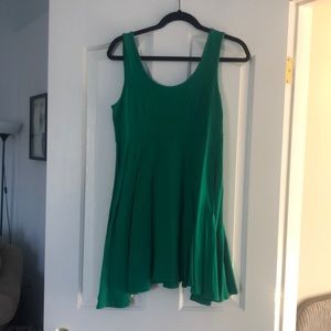 Adorable Green Sundress 👗